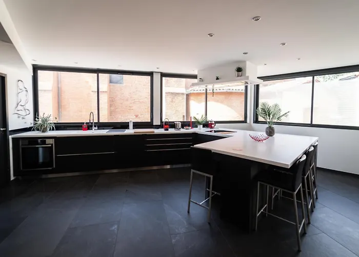 Loft 150 M2 Jacuzzi, Sauna Et Massage