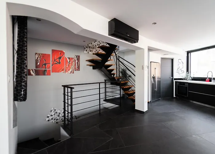 Loft 150 M2 Jacuzzi, Sauna Et Massage