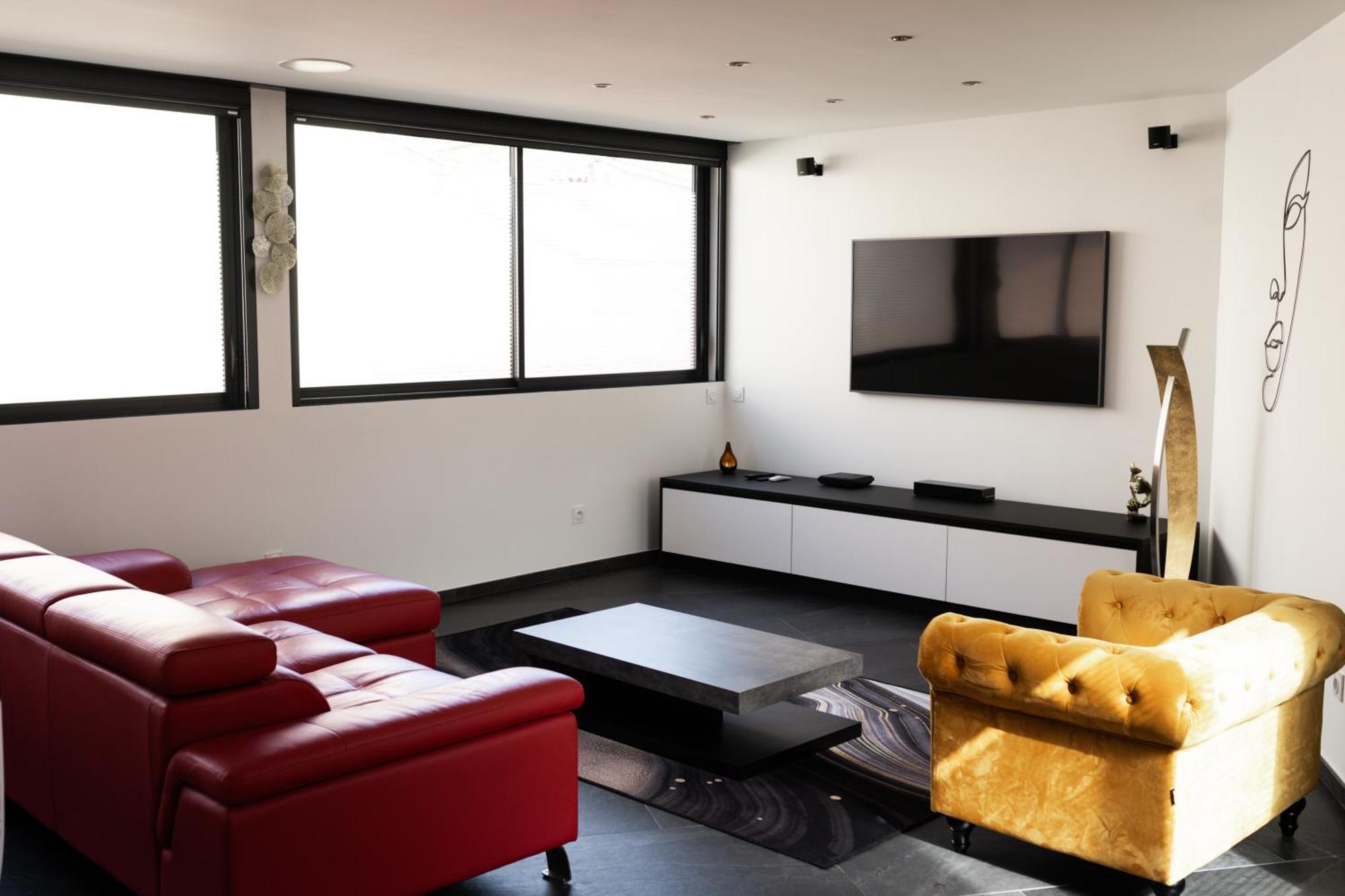 Apartment Loft 150 M2 Jacuzzi, Sauna Et Massage *
